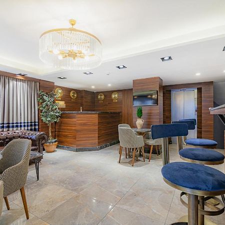 La Palace Suites Sisli อิสตันบูล ภายนอก รูปภาพ