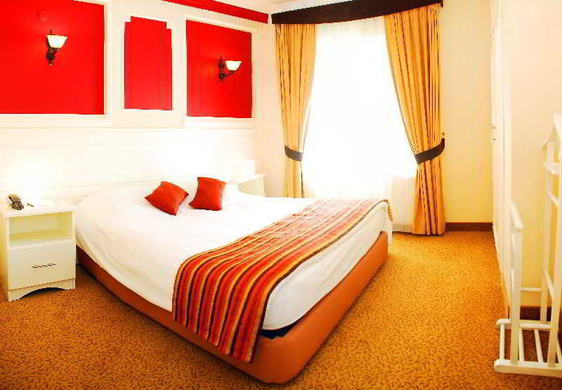 La Palace Suites Sisli อิสตันบูล ภายนอก รูปภาพ