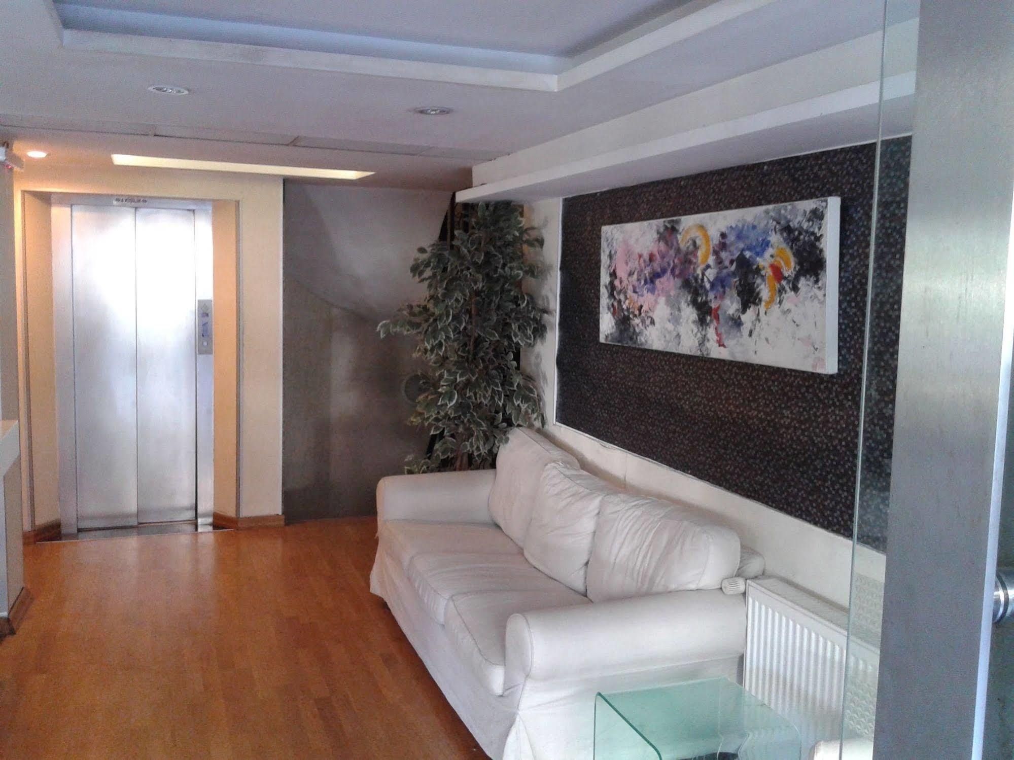 La Palace Suites Sisli อิสตันบูล ภายนอก รูปภาพ