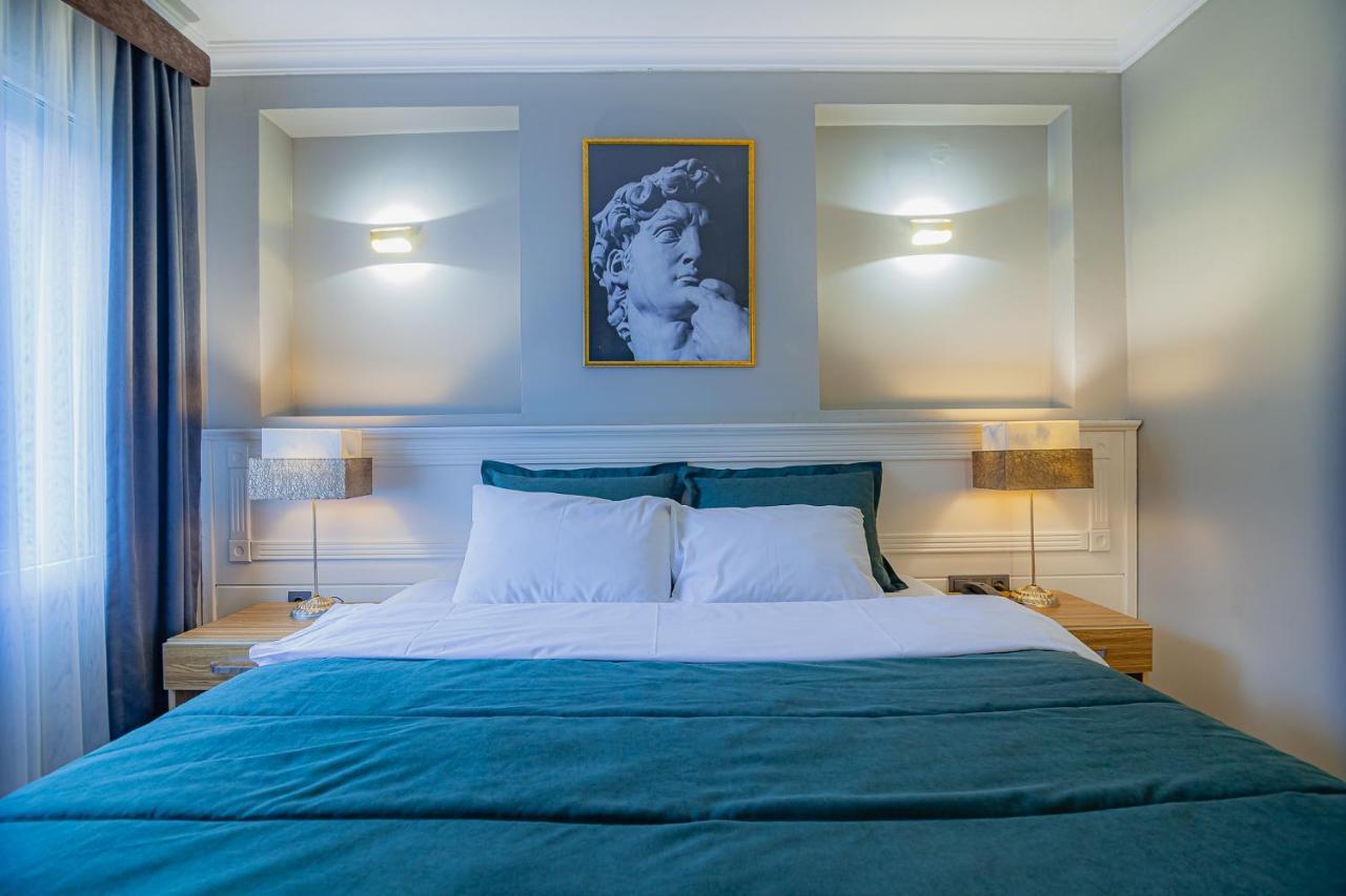La Palace Suites Sisli อิสตันบูล ภายนอก รูปภาพ